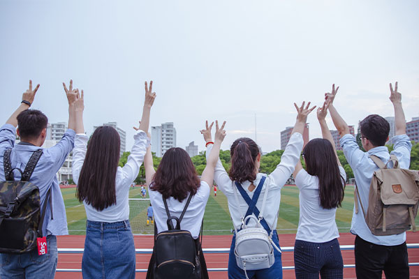 大学生就业还需职业规划来治本